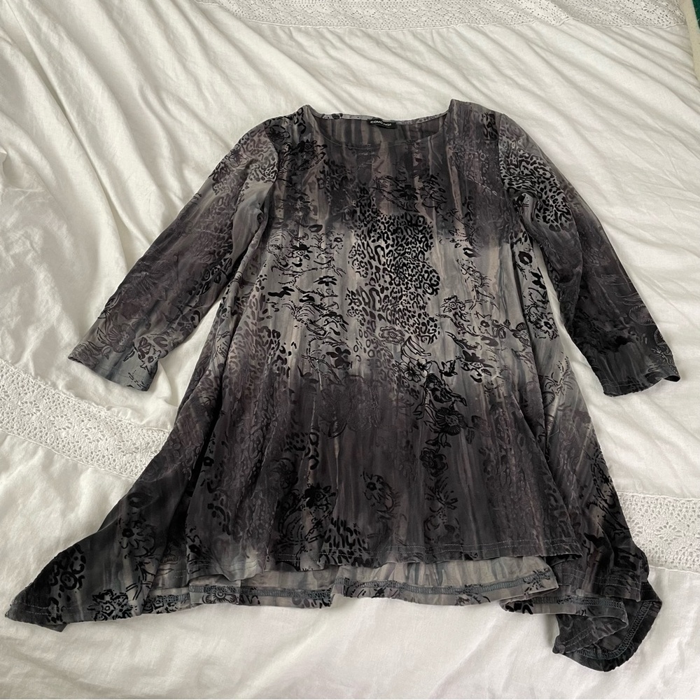 Como No? MEDIUM/LARGE Silk crushed Velvet Burnout Tunic Black Floral lace Gray